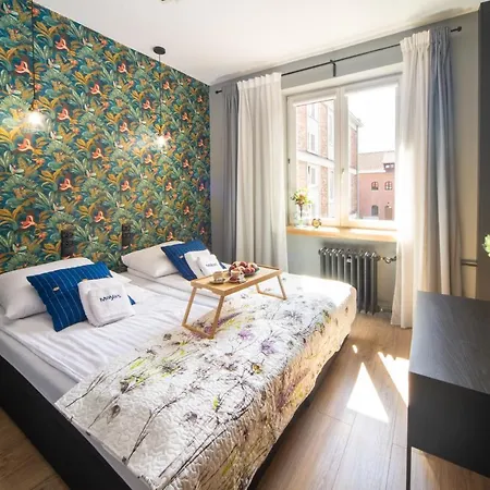 Maya's Flats & 60 - Milosci * Gdansk