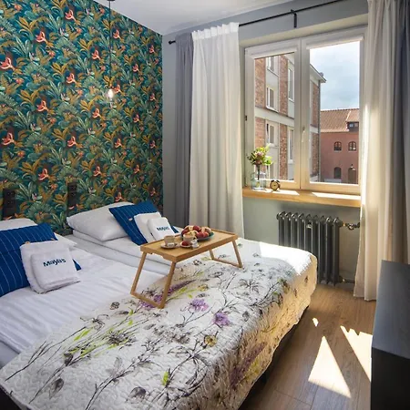 Maya's Flats & 60 - Milosci * Gdansk