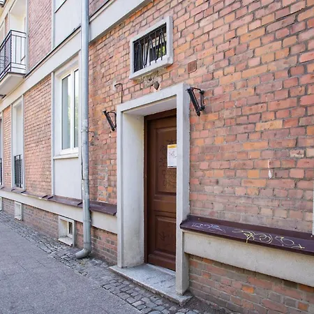 Maya's Flats & 60 - Milosci Appartement